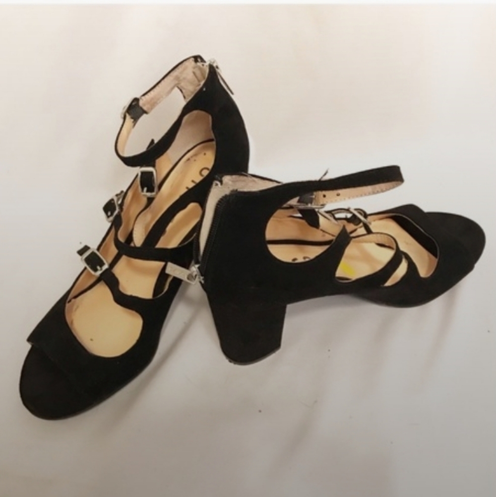 Unisa Black Strappy Open Toe Heels 8.5